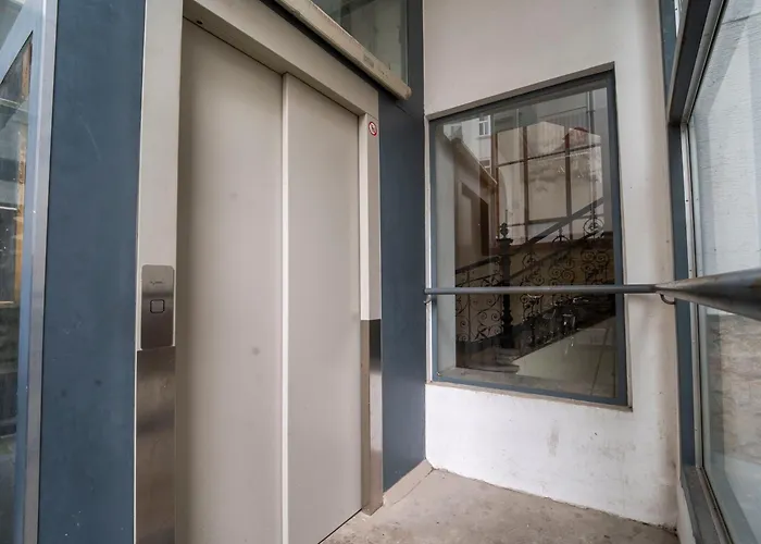 For 4 Near Augarten, Donaukanal & U4 & U2 Metro Apartment *